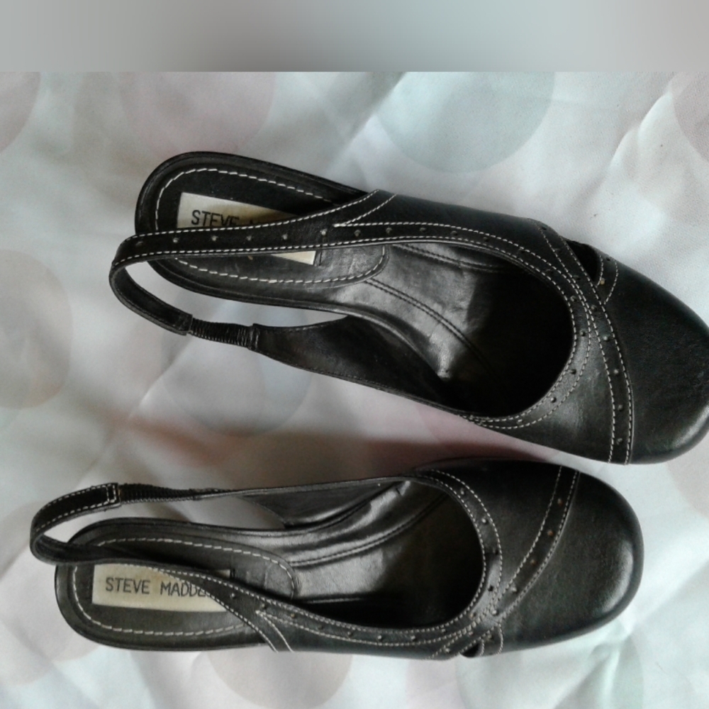 Shoes - Picture 4 of 6